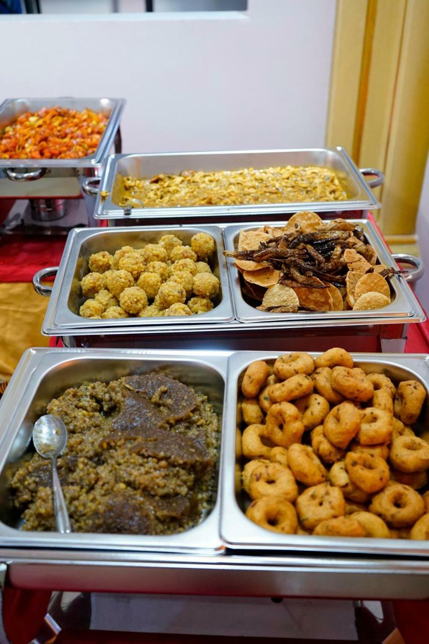 Rj Mahaal Hotel Kilinochchi Εξωτερικό φωτογραφία